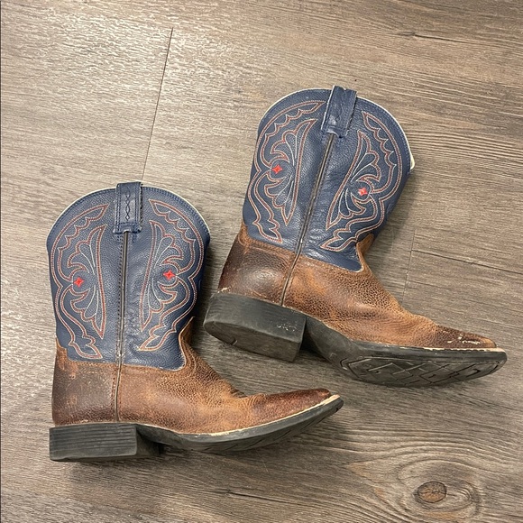 Ariat Boys Rustic Brown and Navy Western Boots - Picture 3 of 12